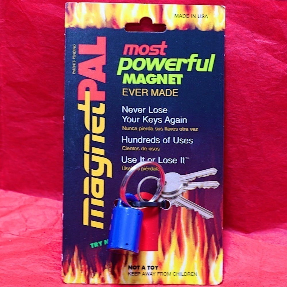 FREE 🅽🅴🆆 Magnet Pal magnetic keychain holder - Picture 3 of 7
